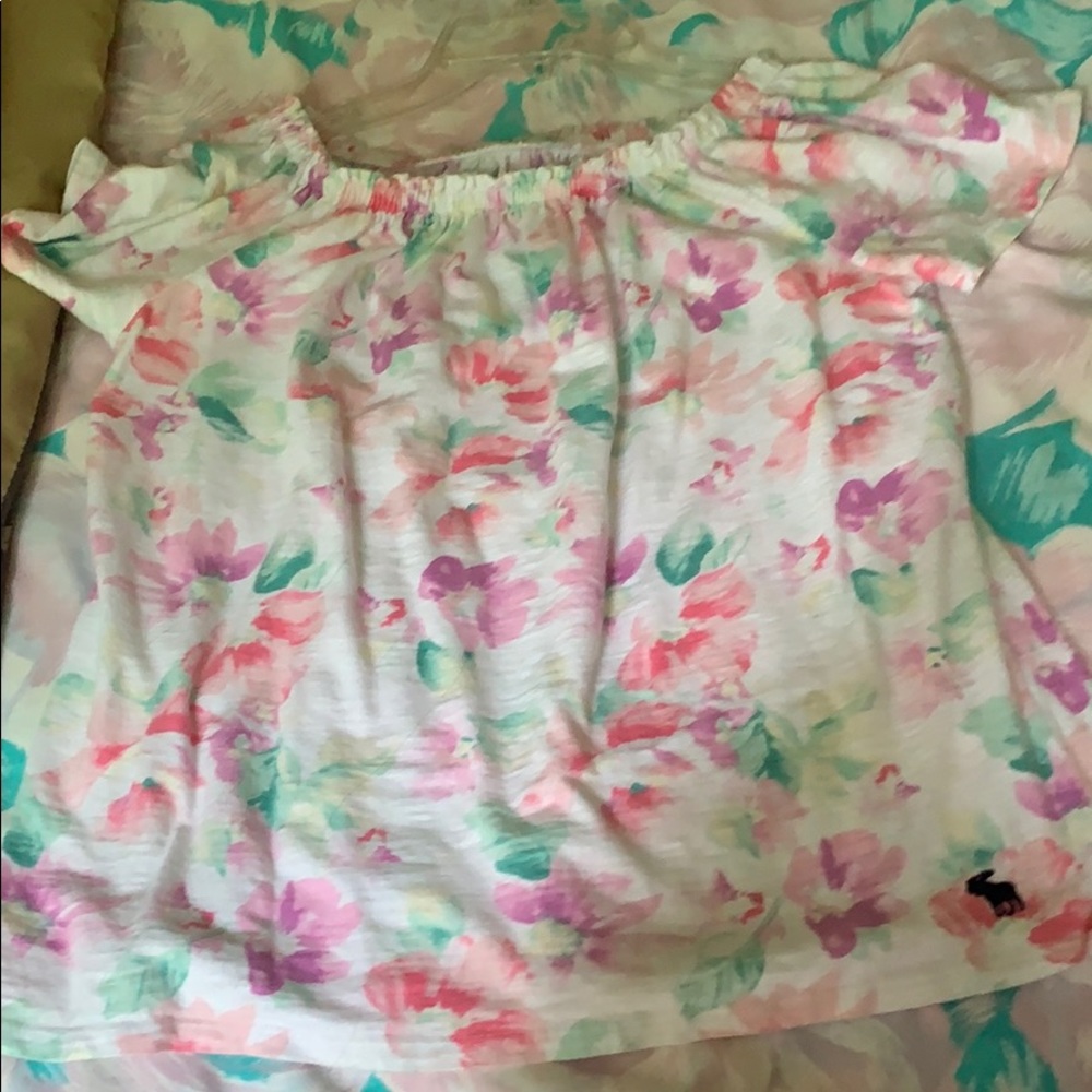 A&F kids top